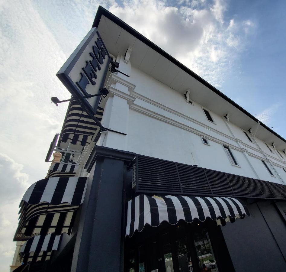 Apex Boutique Hotel @ Bandar Sunway Petaling Jaya Exterior foto